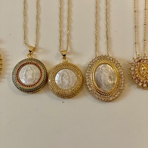 New virgin mother of pearl oval  necklace